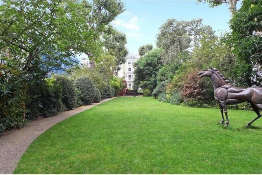 شقة Stunning 2 Bed/2Bath Flat In Heart Of Kensington لندن المظهر الخارجي الصورة