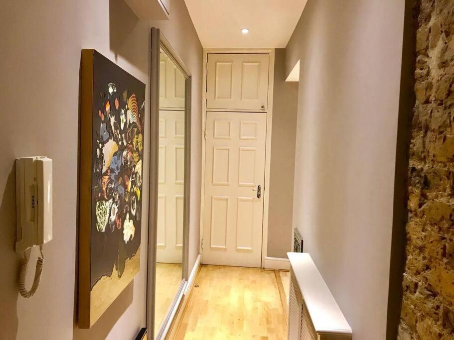 شقة Stunning 2 Bed/2Bath Flat In Heart Of Kensington لندن المظهر الخارجي الصورة